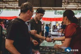 老外吃瓜事件真相视频播放,真相视频播放背后的故事