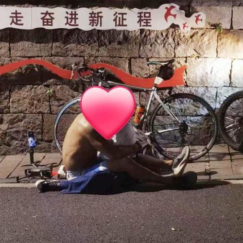 吃瓜围观第一视角视频,吃瓜围观现场直击